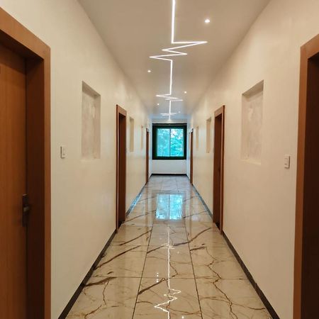 Rk Hotel & Restaurant Dewas Экстерьер фото